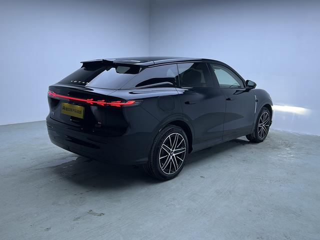 Certificated Pre-Owned VOYAH Zhiyin 2025 AWD Qiankun Edition -u24013650