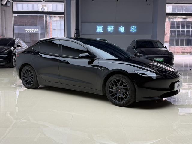 Certificated Pre-Owned Tesla Model 3 2023 Rear-Wheel Drive Version -u24017357