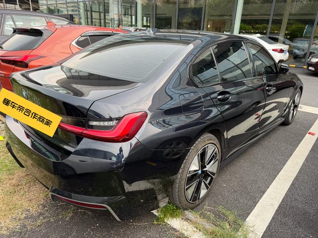 Certificated Pre-Owned BMW i3 2025 eDrive40L Night Edition Package -u24046351