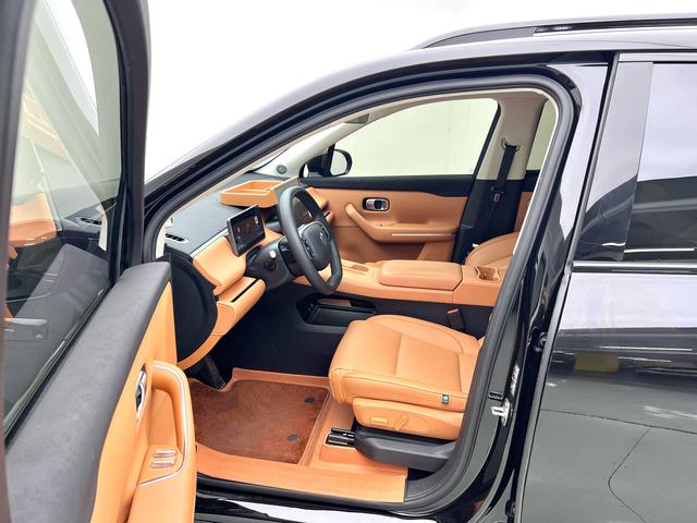 Certificated Pre-Owned Leapmotor C16 2024 Edition Pure Electric Version 520 Premium Edition -u24003964
