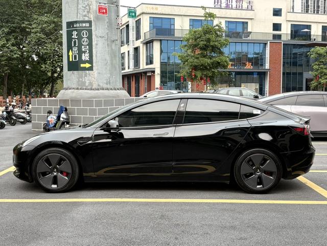 Certificated Pre-Owned Tesla Model 3 2022 Rear-Wheel Drive Version -u24046536