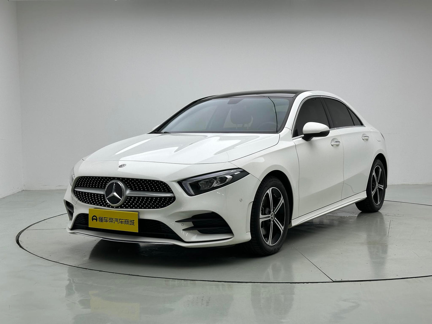 Certificated Pre-Owned Mercedes-Benz A-Class 2023 A 200 L Sport Sedan Fashion Edition -u23994298