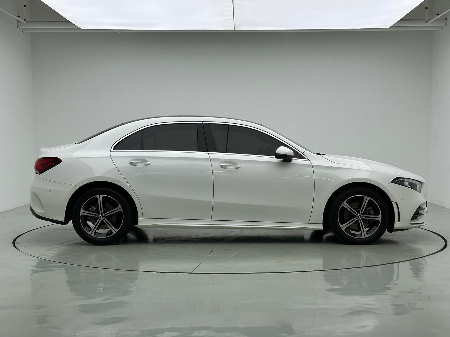 Certificated Pre-Owned Mercedes-Benz A-Class 2023 A 200 L Sport Sedan Fashion Edition -u23994298