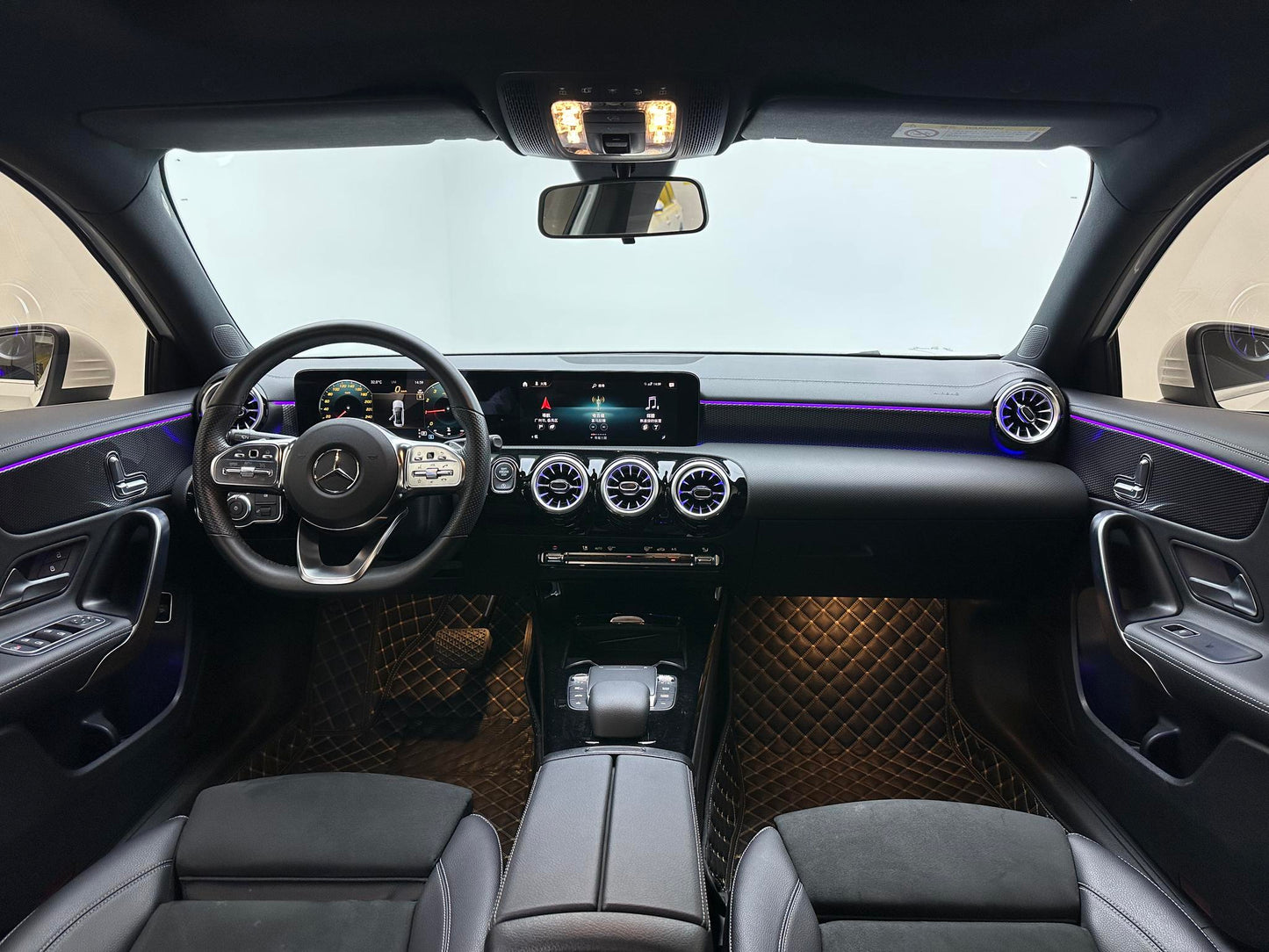 Certificated Pre-Owned Mercedes-Benz A-Class 2023 A 200 L Sport Sedan Fashion Edition -u23994298