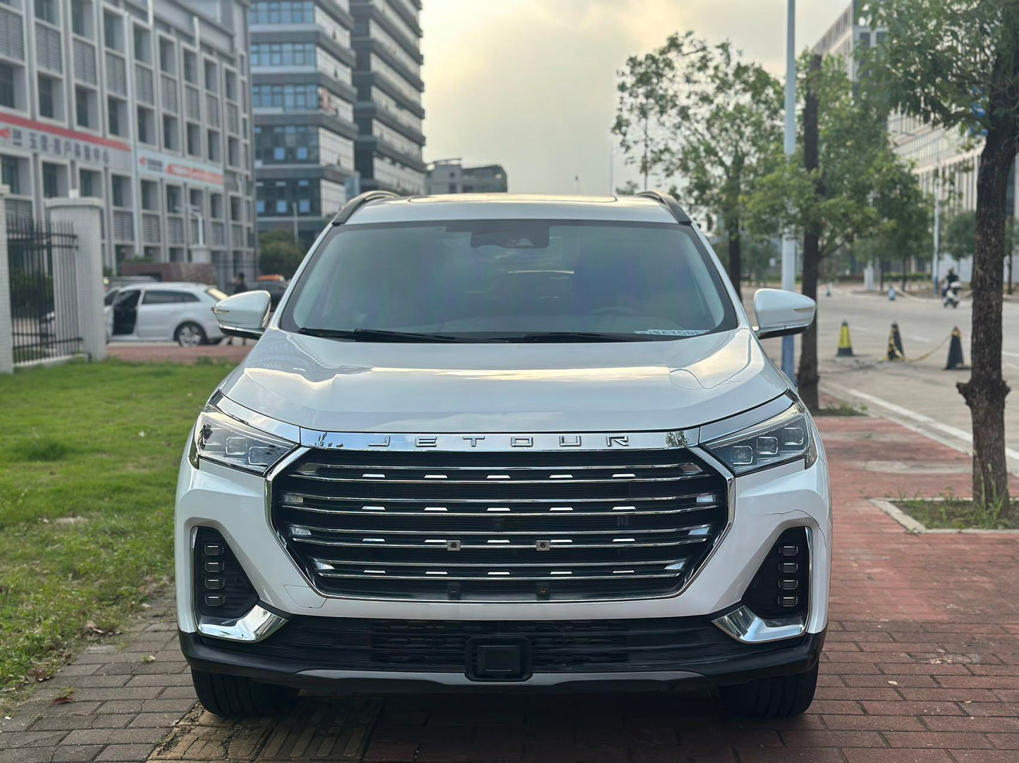 Certificated Pre-Owned Jetour X90 2022 Zilong 2.0T DCT ChangSheng Edition 7-Seater -u24016728