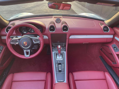 Certificated Pre-Owned Porsche 718 2023 Spyder 2.0T -u24049769