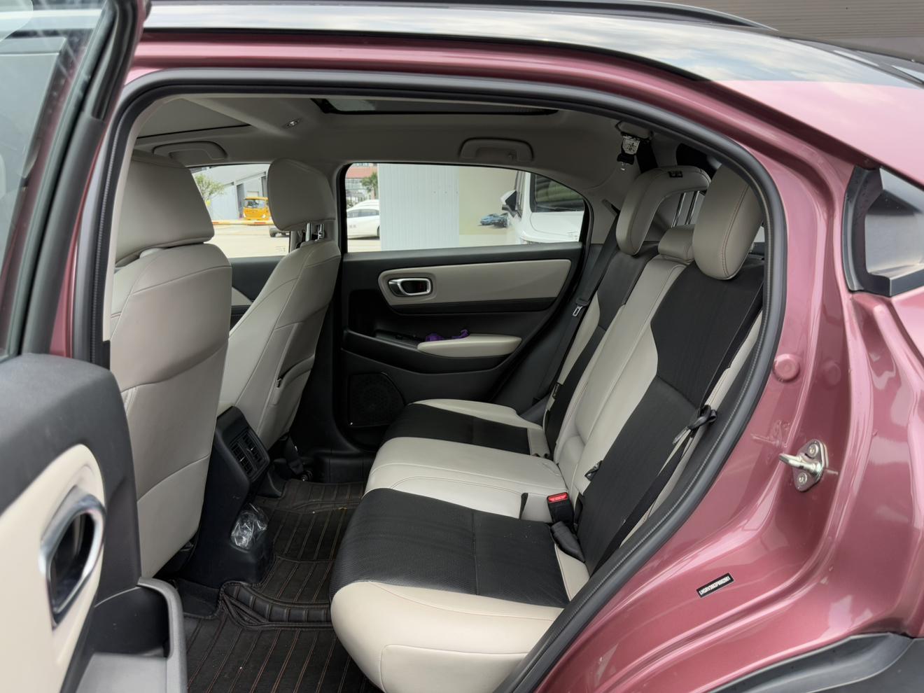 Certificated Pre-Owned Honda Vezel 2023 1.5L CVT Luxury Edition -u24072026