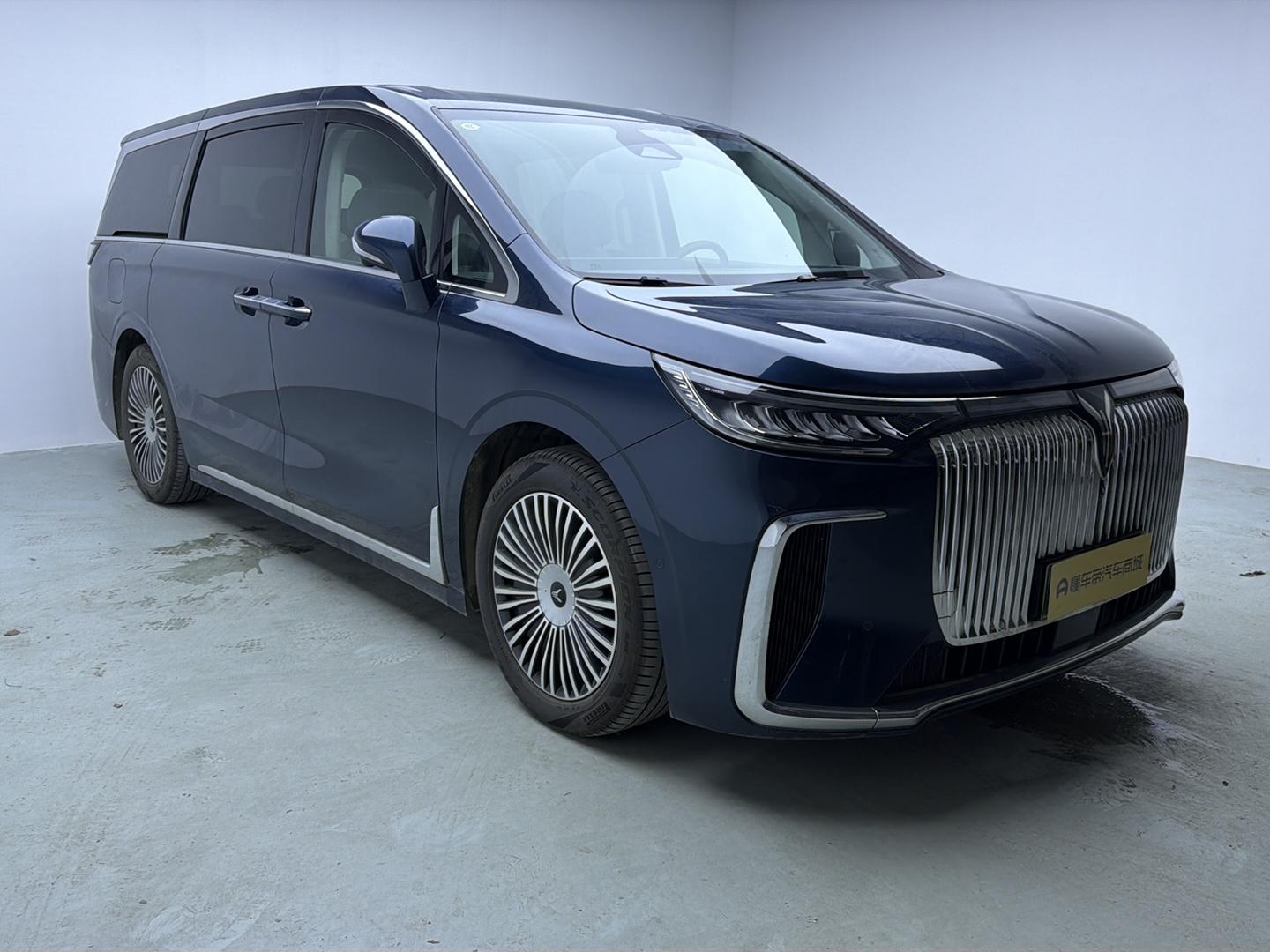 Certificated Pre-Owned VOYAH Dreamer PHEV 2025 4WD Flagship Kunpeng Edition -u24051633