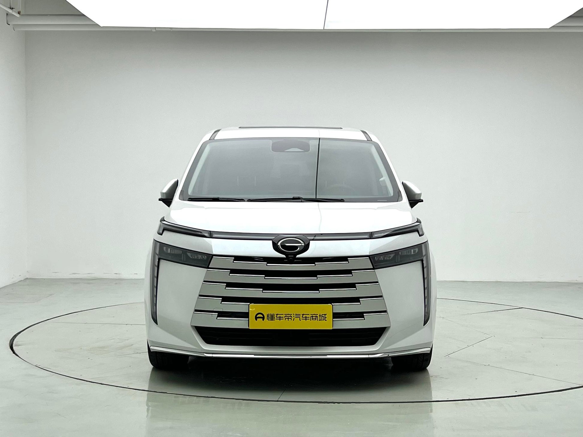Certificated Pre-Owned GAC Trumpchi E8 PHEV 2024 2.0ATK 150km MAX Edition -u24048944