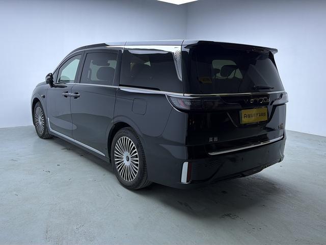 Certificated Pre-Owned VOYAH Dreamer PHEV 2025 4WD Premium Qiankun Edition -u24106633