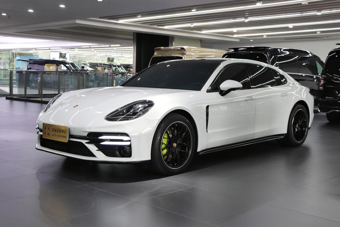 Certificated Pre-Owned Porsche Panamera E-Hybrid 2017 Panamera 4 E-Hybrid Executive Extended Version 2.9T -u24126964
