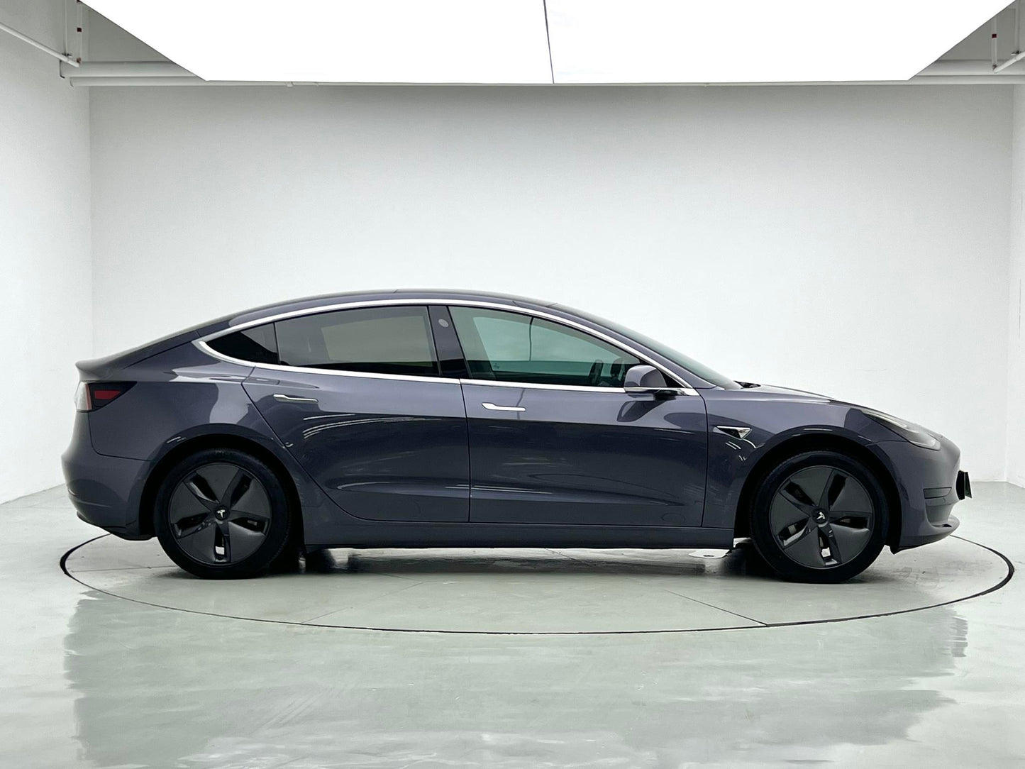 Certificated Pre-Owned Tesla Model 3 2019 Standard Range Rear-Wheel Drive Upgraded Version -u24073970