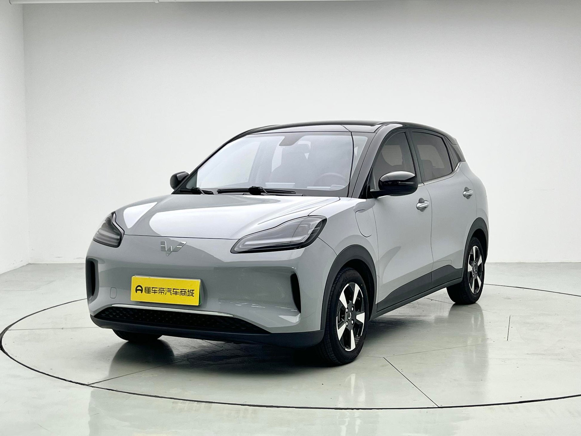 Certificated Pre-Owned SAIC-GM-Wuling Bingo PLUS 2024 Edition 330km Five-seater Version -u24127708