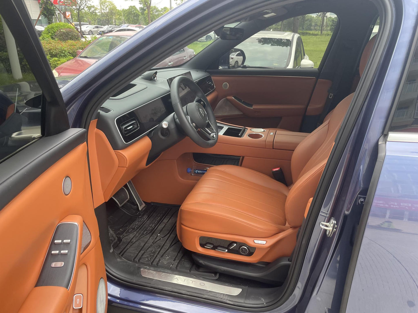 Certificated Pre-Owned Wenjie M7 2026 All-Electric Max Five-Seater Four-Wheel Drive Version (192-Line LiDAR) -u24133830