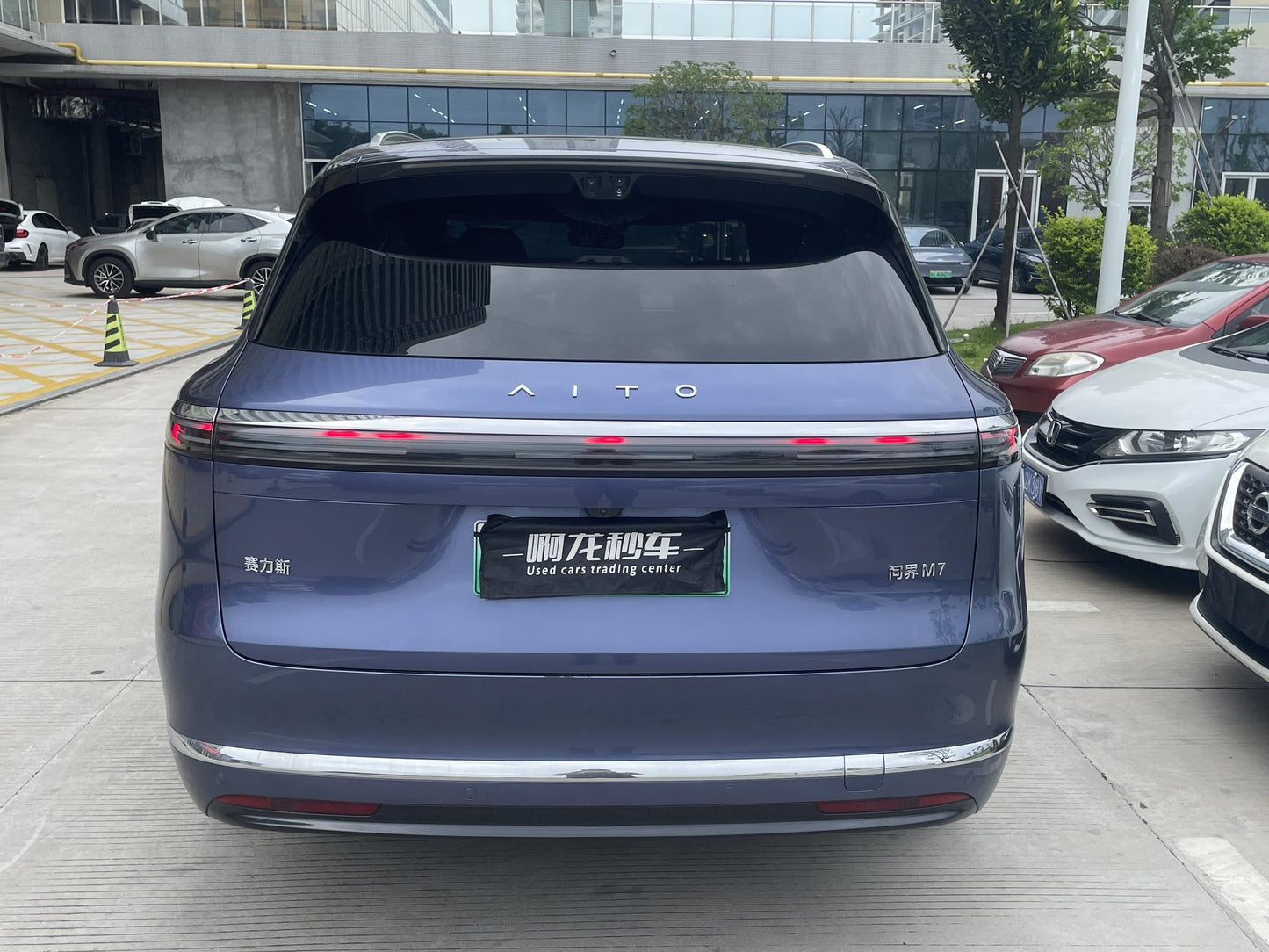 Certificated Pre-Owned Wenjie M7 2026 All-Electric Max Five-Seater Four-Wheel Drive Version (192-Line LiDAR) -u24133830