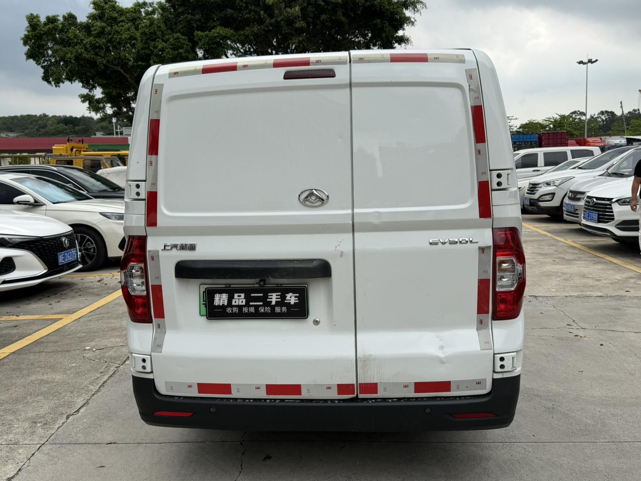 Certificated Pre-Owned SAIC Maxus EV30 2023 Long Wheelbase CATL Pure Electric Intelligent Logistics Expert -u24133452