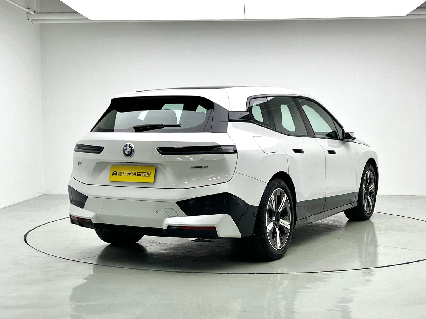 Certificated Pre-Owned BMW iX 2023 xDrive40 -u24123047