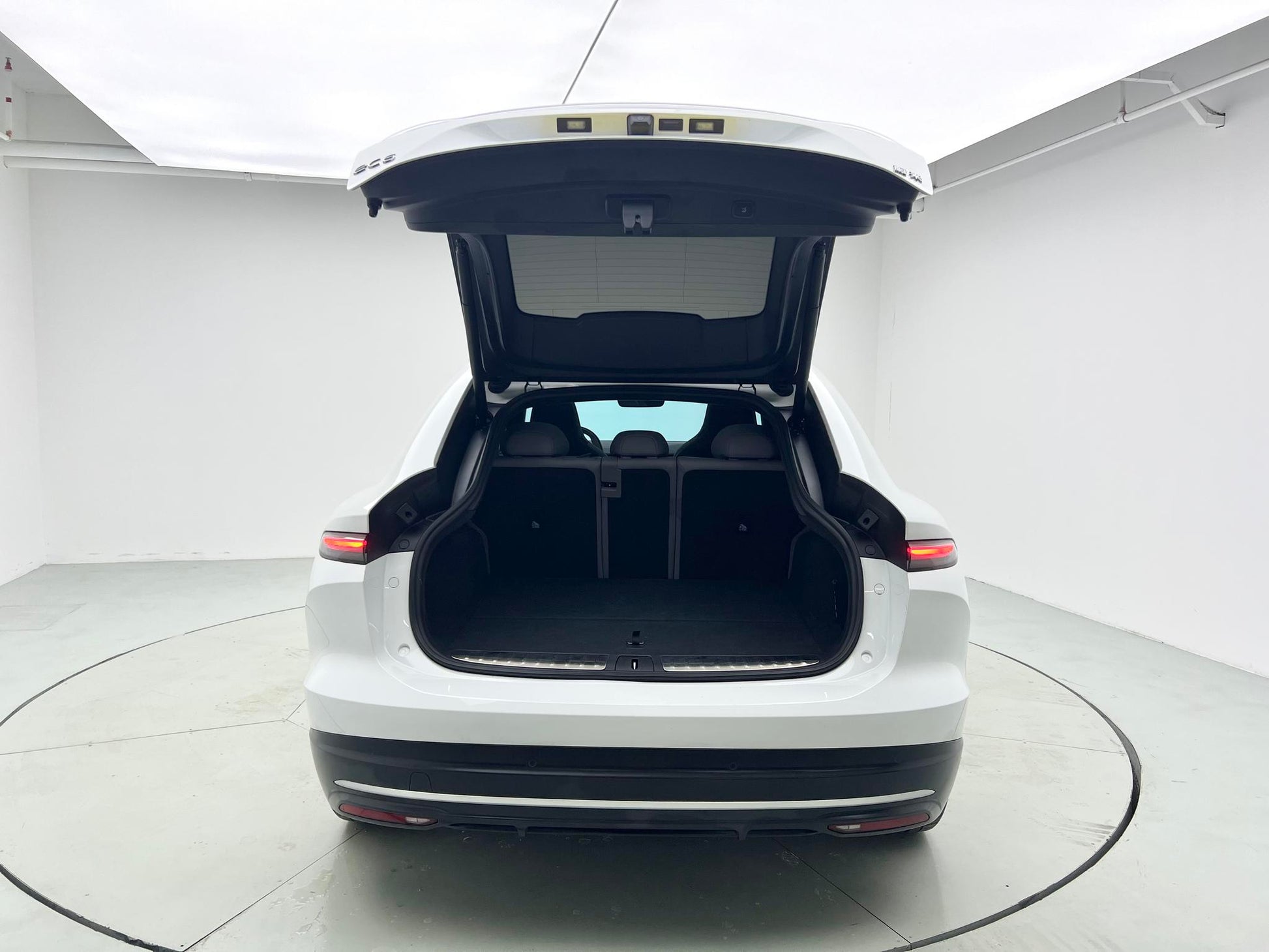 Certificated Pre-Owned NIO EC6 2024 75kWh -u24137543