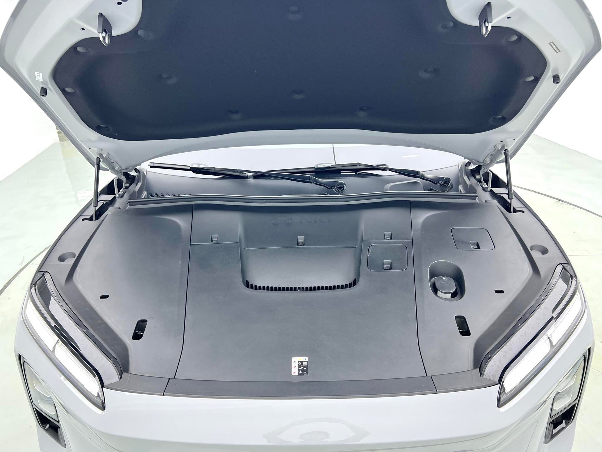Certificated Pre-Owned NIO ES6 2025 75kWh -u24110115