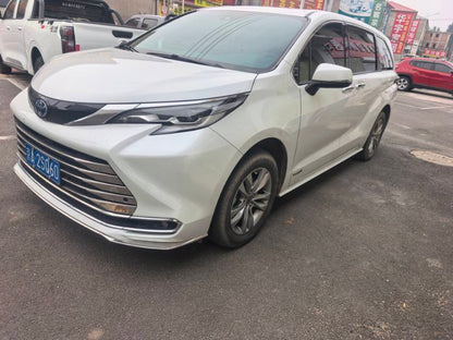 2023 Toyota Sienna 2.5L CVT Hybrid Comfort -CG1697656