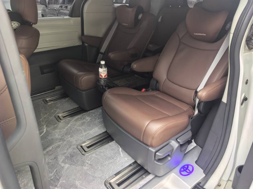 2023 Toyota Sienna 2.5L CVT Hybrid Comfort -CG1697656