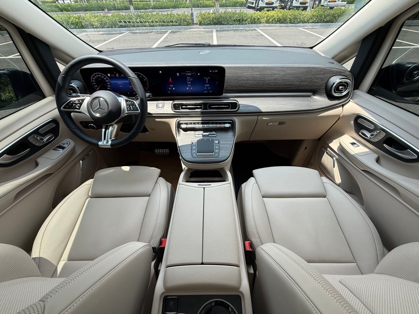 2024 Mercedes-Benz V-Class V 300 L Long Wheelbase Luxury Version -CG1697761