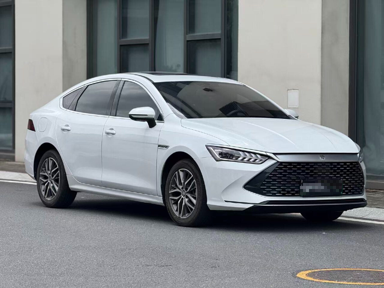 2023 BYD Qin PLUS New Energy 1.5L CVT Champion Edition DM-i 55km Ultra -CG1698740