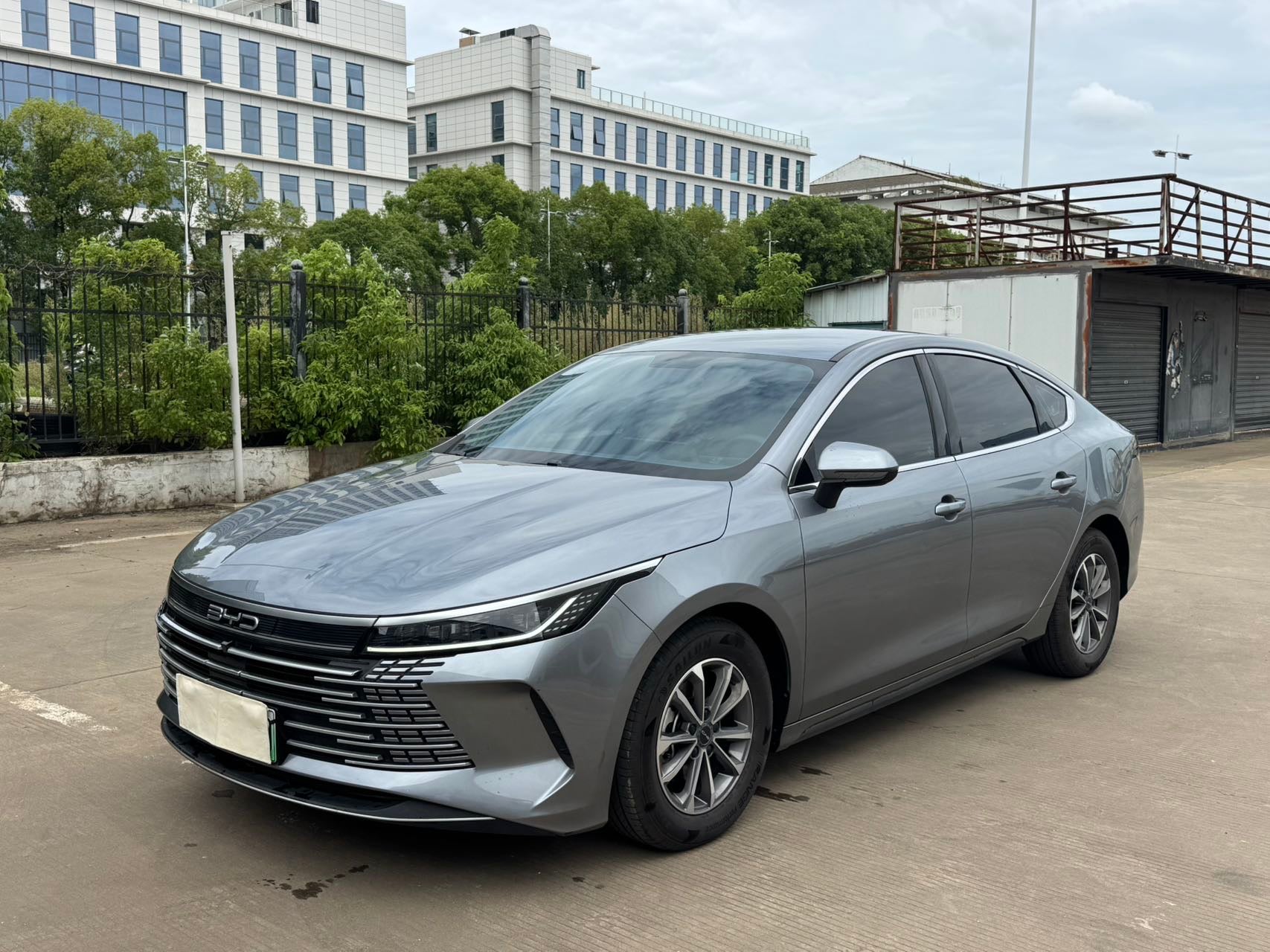 2024 Destroyer 05 Honor Edition DM-i 55KM Luxury -CG1698764