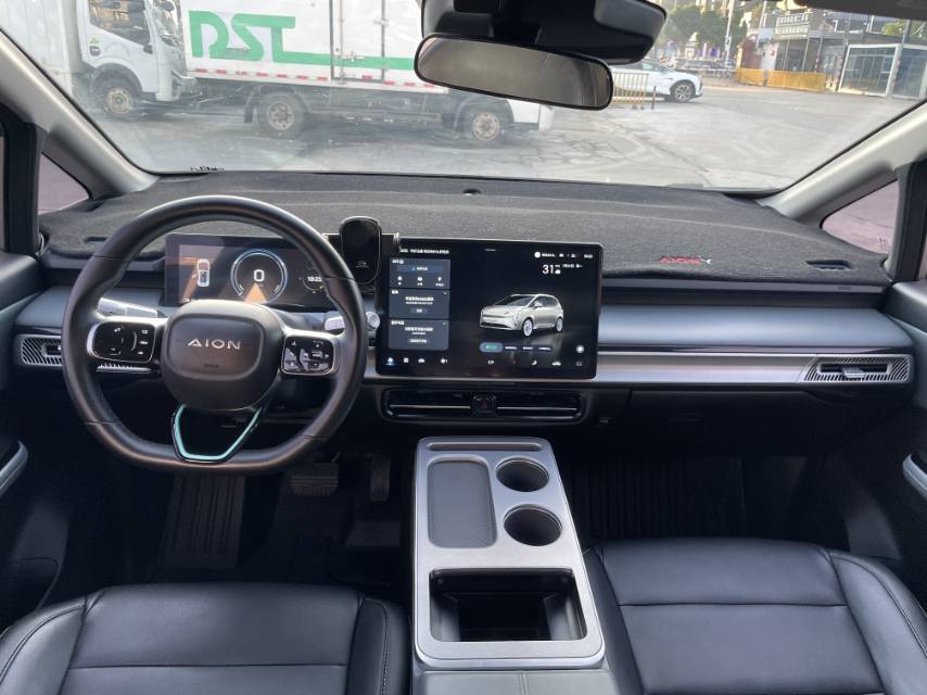 2024 AION Y Younger 49.75kWh -CG1698973
