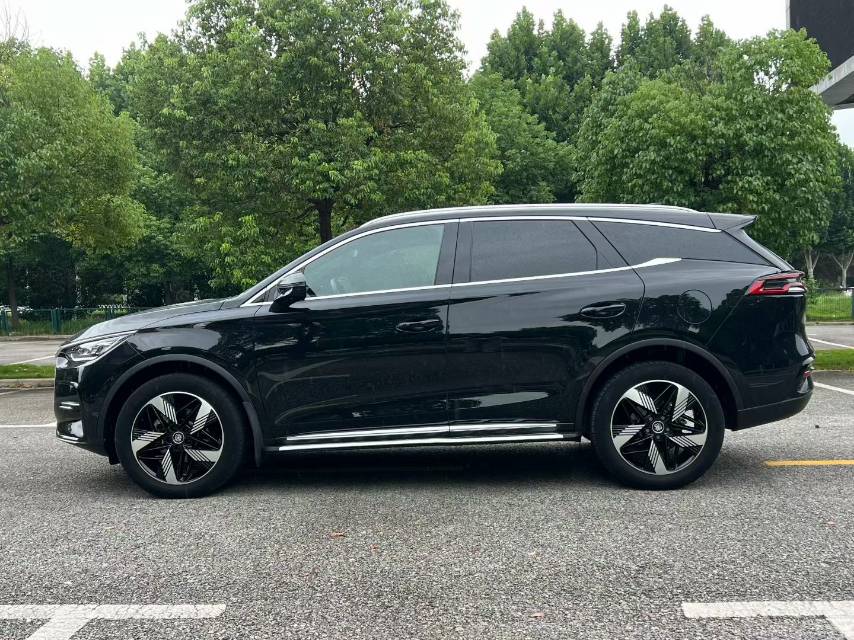 2023 BYD Tang New Energy 1.5T CVT DM-i Champion Edition 112km Front-Wheel Drive Premium 7-Seater -CG1699101