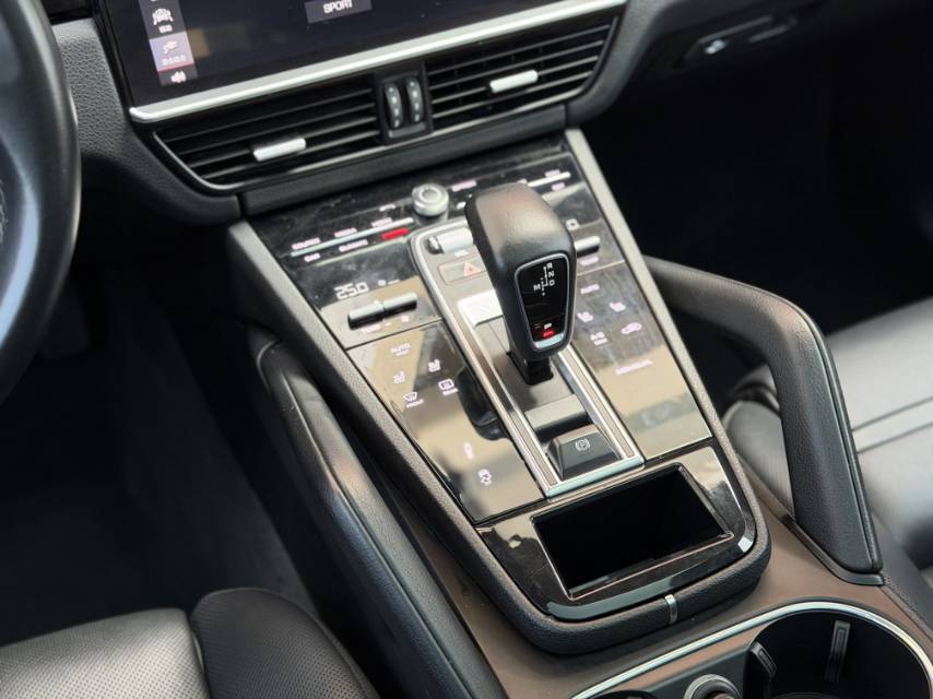 2019 Porsche Cayenne 2.0T Automatic Cayenne E-Hybrid Plug-in Hybrid -CG1698723