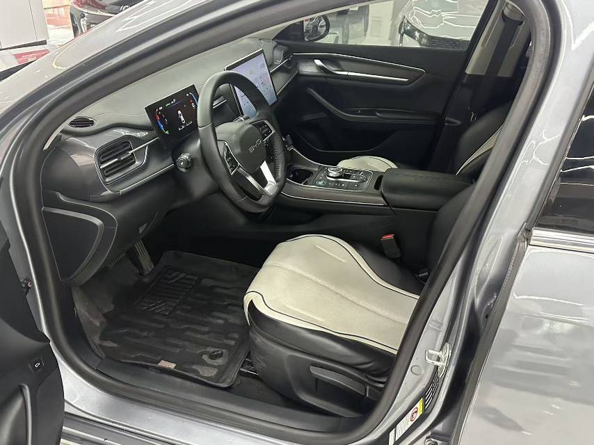 2024 Destroyer 05 Honor Edition DM-i 55KM Luxury -CG1699160