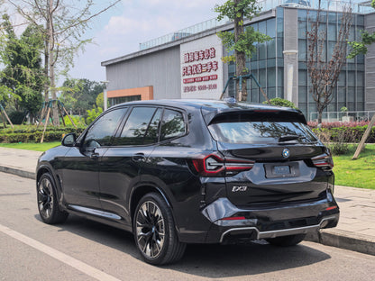 2024 BMW iX3 Leading Edition -CG1699395