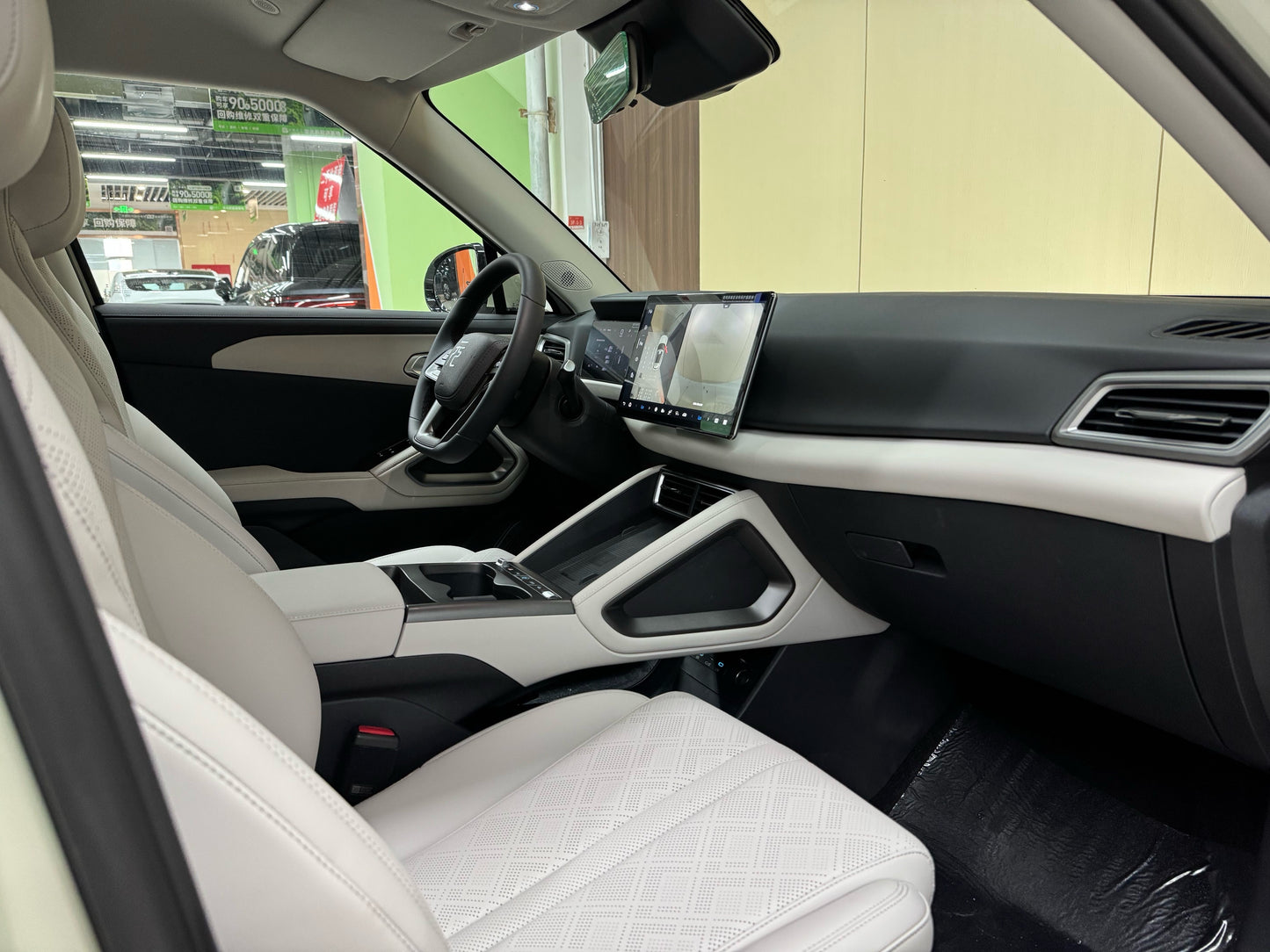 2025 BYD Yuan UP 401KM Leading Intelligent Driving Edition -CG1700347