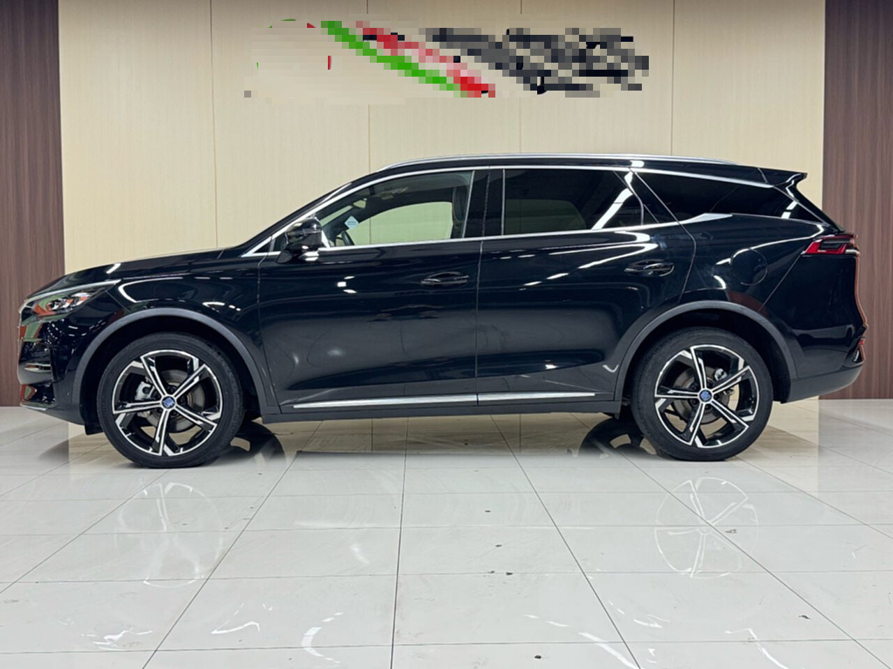 2021 BYD Tang New Energy 1.5T E-CVT DM-i 112KM Front-Drive Premium -CG1700346
