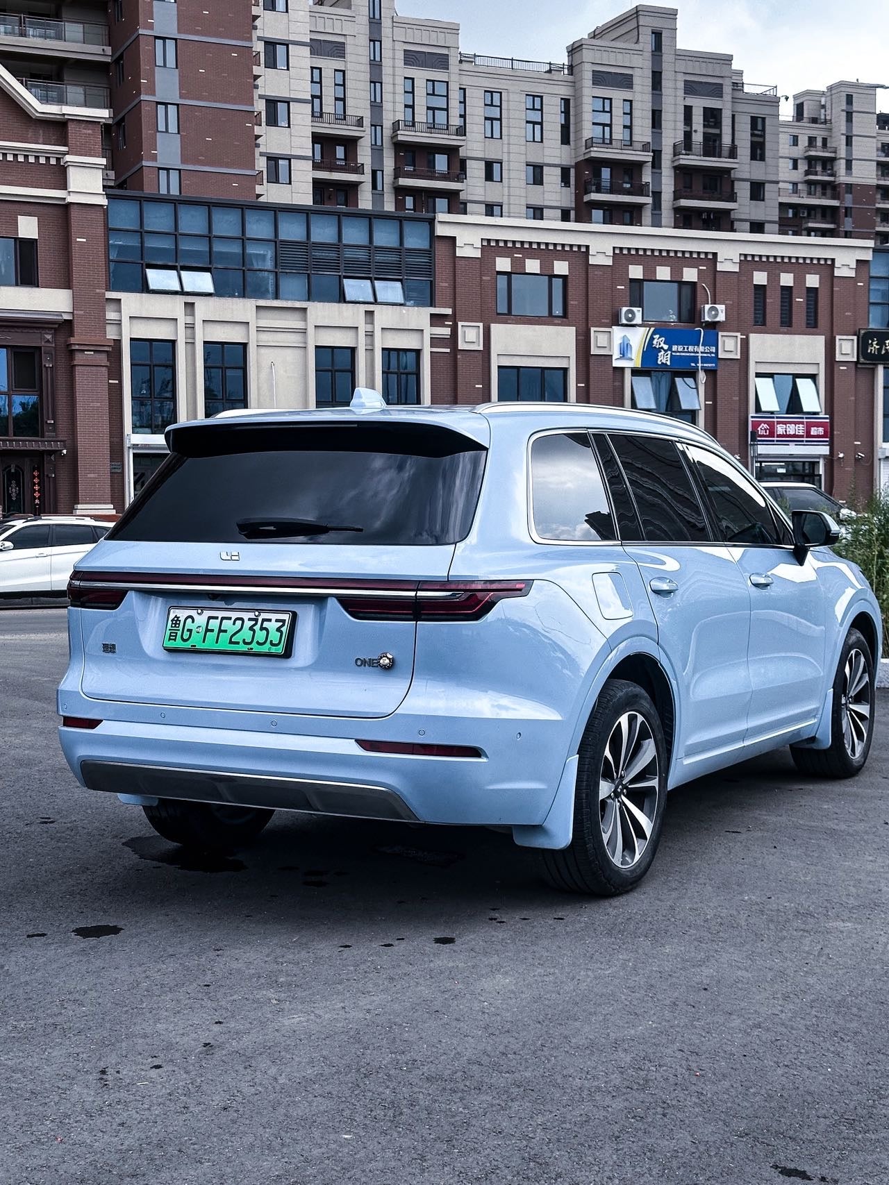 2021 Li Auto Li ONE 1.2T Range Extender 6-Seater -CG1700441