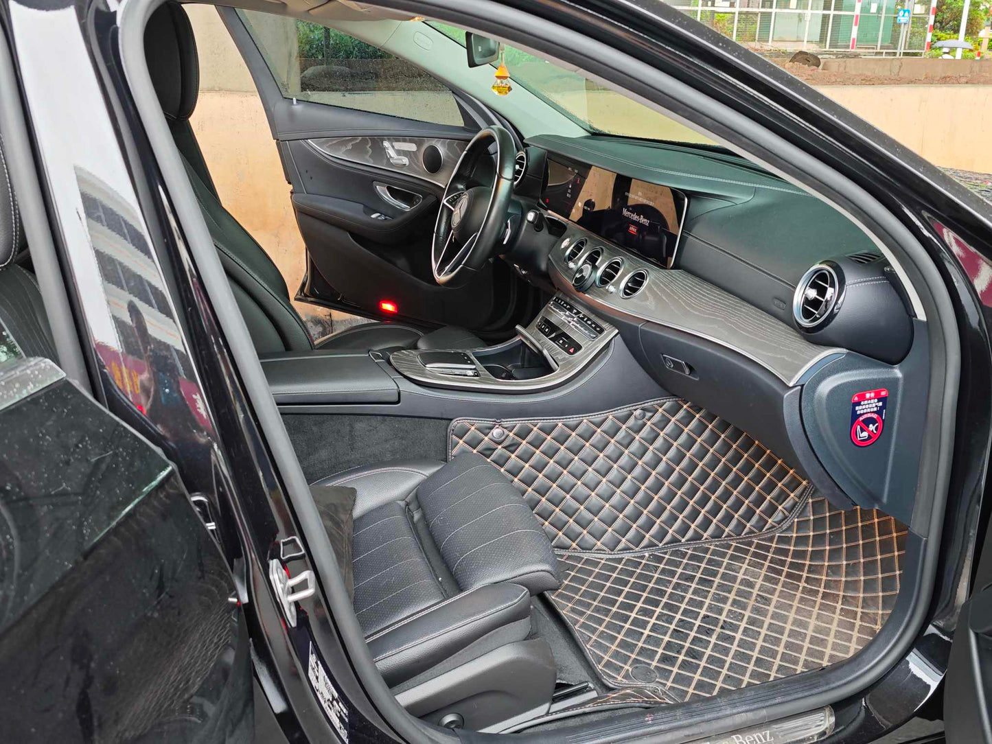 2022 Mercedes-Benz E-Class 2.0T Plug-in Hybrid Automatic E 350 e L Modified Version 3 Plug-in Hybrid Sedan -CG1700601