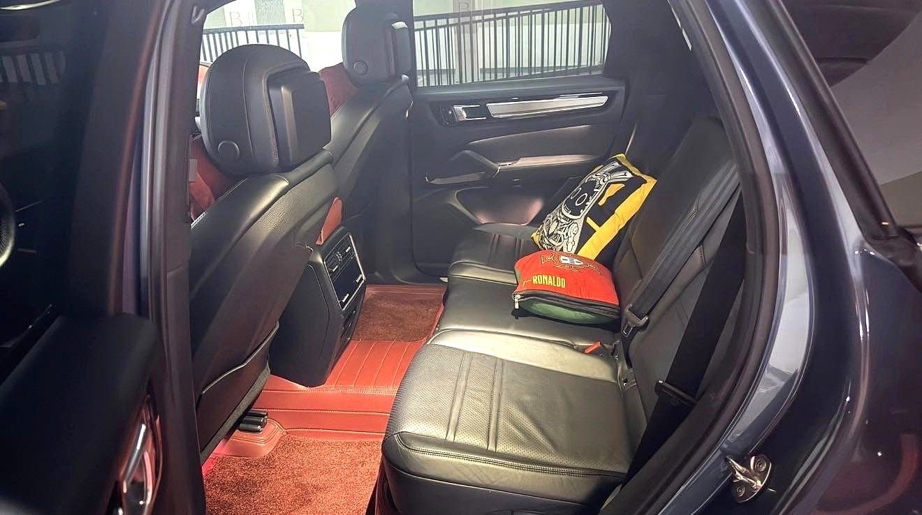 2019 Porsche Cayenne 2.0T Automatic Cayenne E-Hybrid Plug-in Hybrid -CG1700856