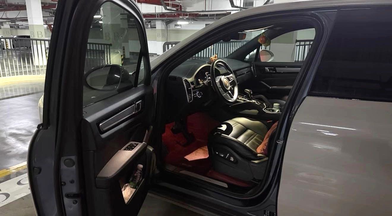 2019 Porsche Cayenne 2.0T Automatic Cayenne E-Hybrid Plug-in Hybrid -CG1700856