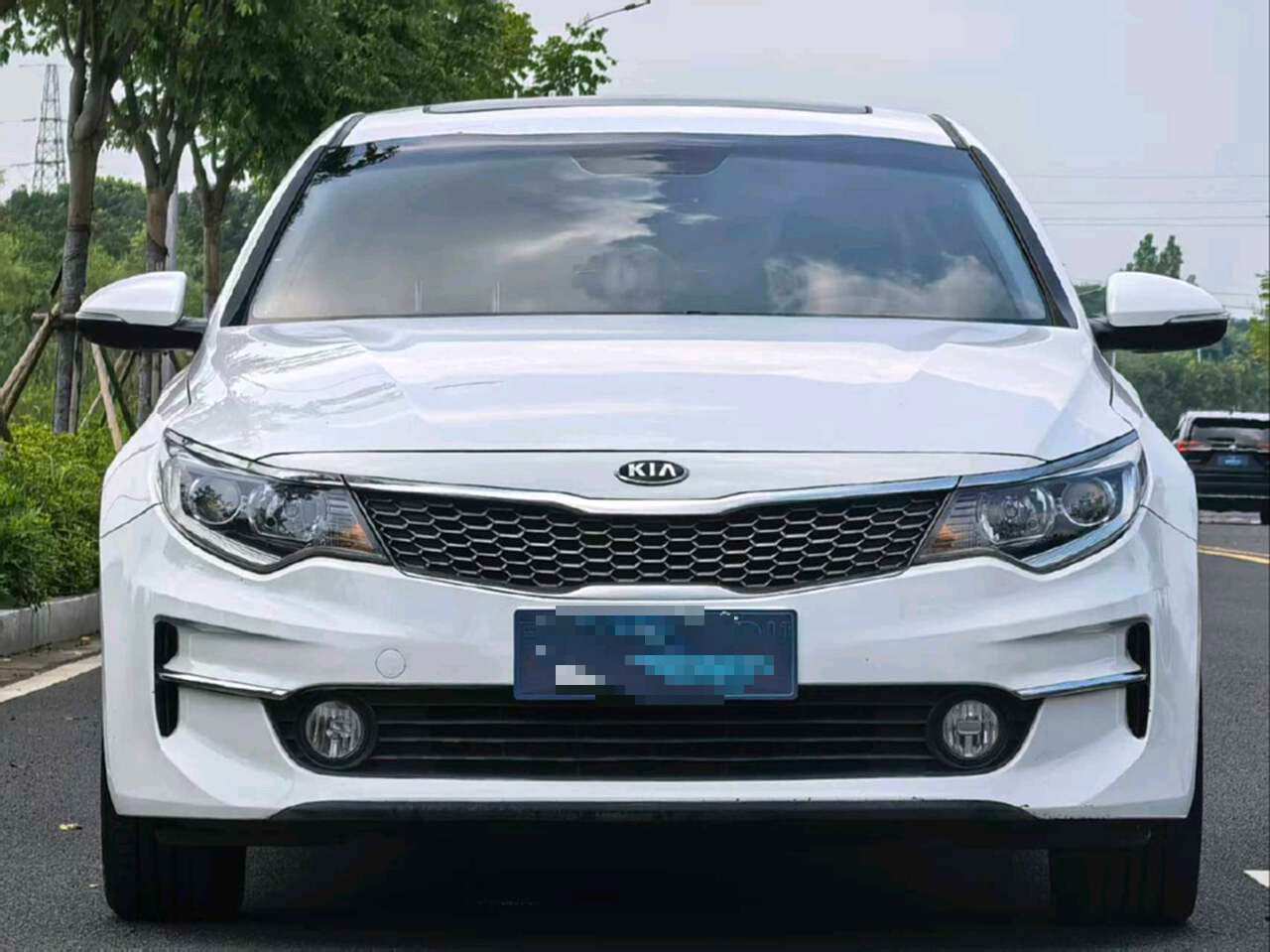 2016 Kia K5 2.0L Automatic GLS -CG1701641