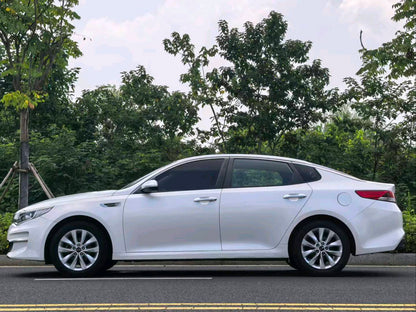 2016 Kia K5 2.0L Automatic GLS -CG1701641