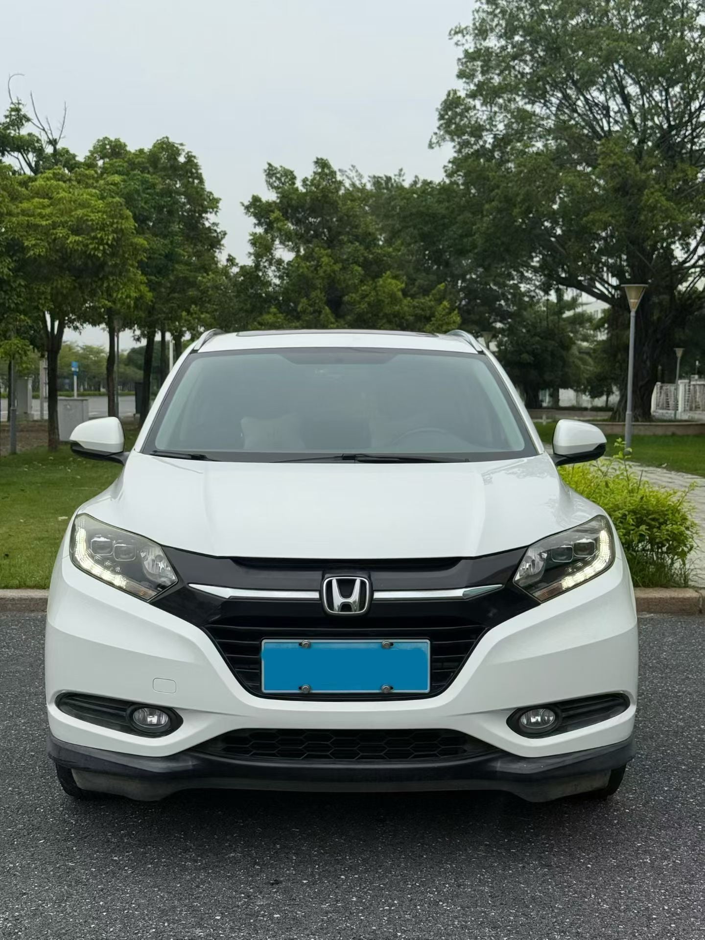 2015 Honda Vezel 1.8L CVT Two-Wheel Drive Luxury -CG1701486