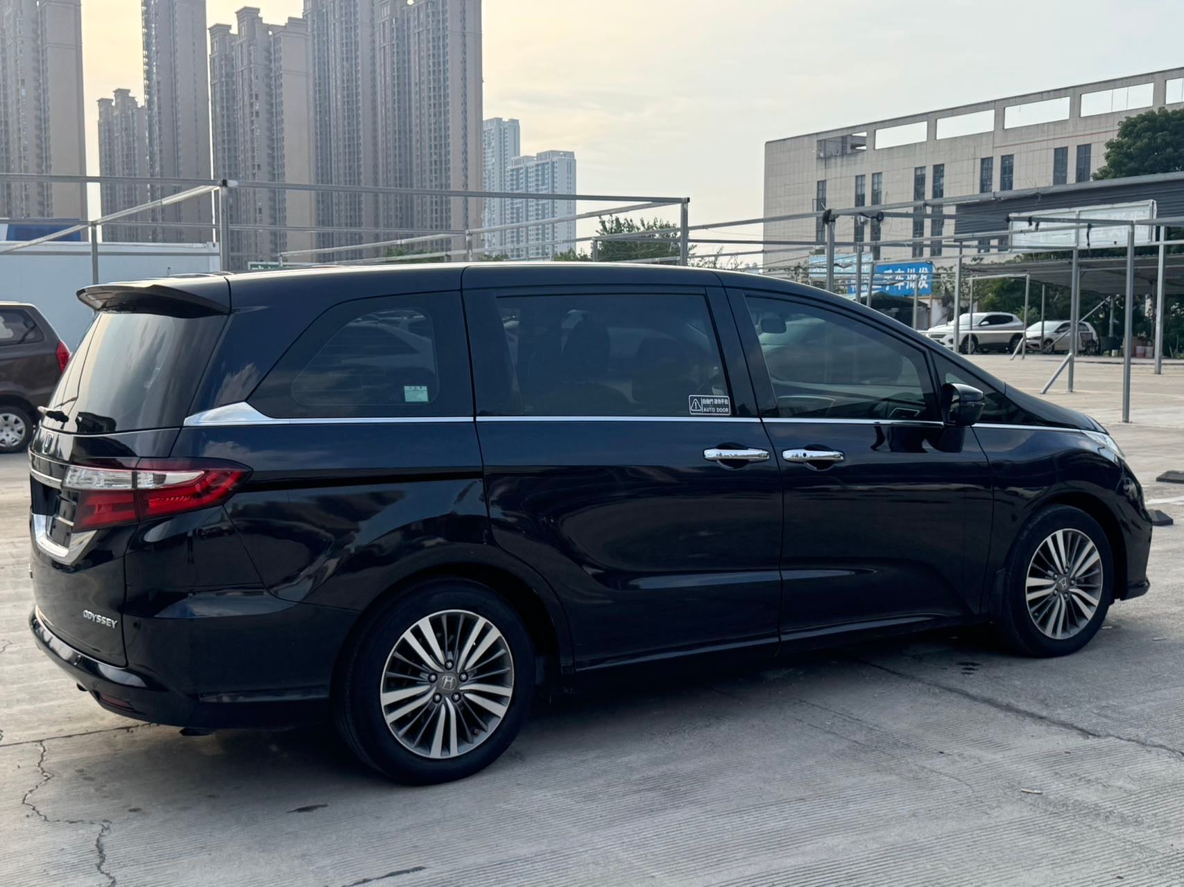 2018 Honda Odyssey 2.4L CVT Luxury Edition -CG1701723