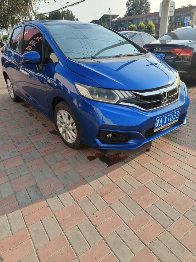 2018 Honda Fit 1.5L CVT Comfort Sunroof Edition -CG1701452