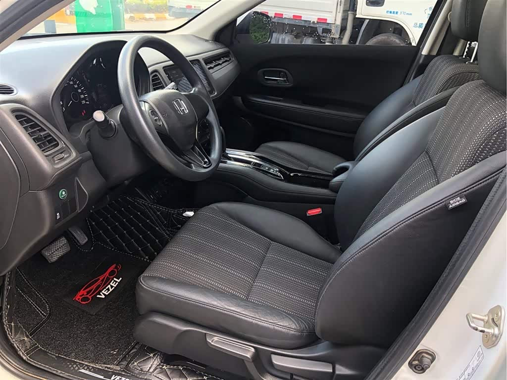 2017 Honda Vezel 1.8L CVT Two-Wheel Drive Pioneer -CG1701508