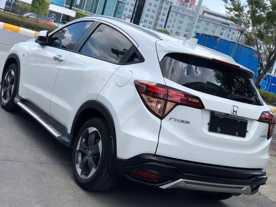 2017 Honda Vezel 1.8L CVT Two-Wheel Drive Pioneer -CG1701508