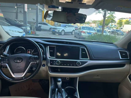 2018 Toyota Highlander 2.0T Automatic AWD Premium 7-Seater National V -CG1701619