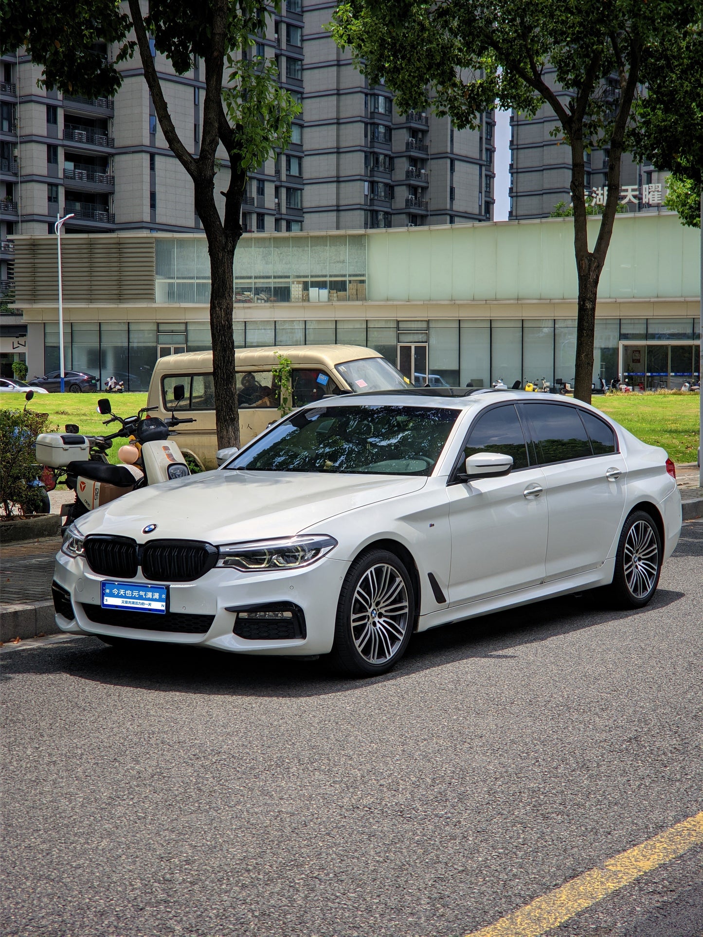 2018 BMW 5 Series 2.0T Automatic 530Li Leading Edition M Sport Package Facelift -CG1701614