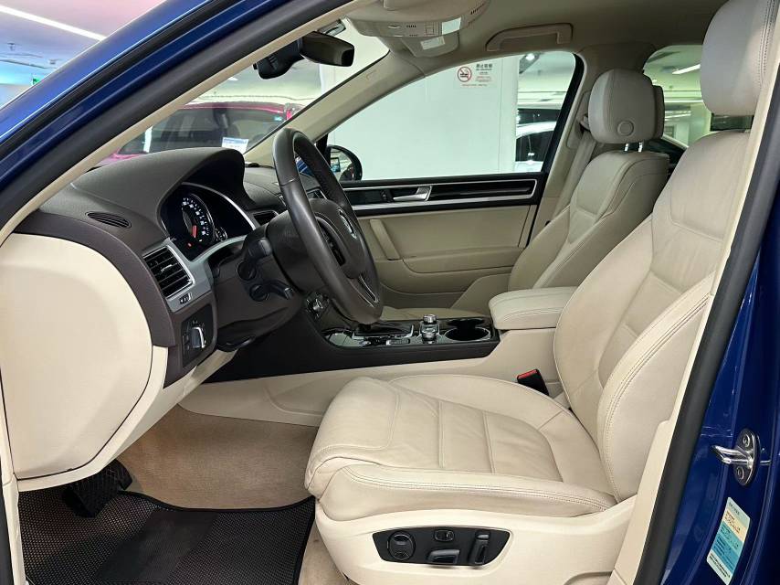 2017 Volkswagen Touareg 3.0T Automatic TSI Terrain Tech -CG1701525