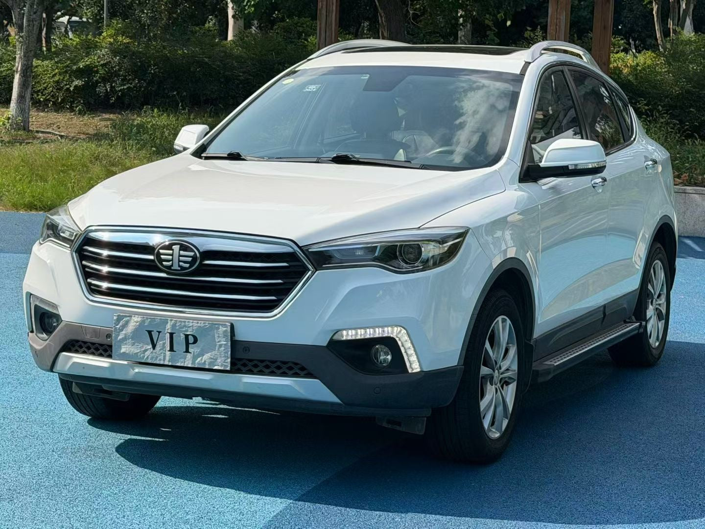 2017 Bestune X80 2.0L Automatic Elite -CG1701718